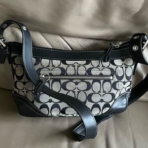 Coach Signature Canvas Shoulder Bag!!
